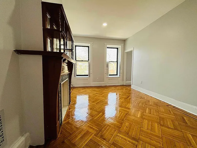 610 Macdonough St #2 — Photo 12