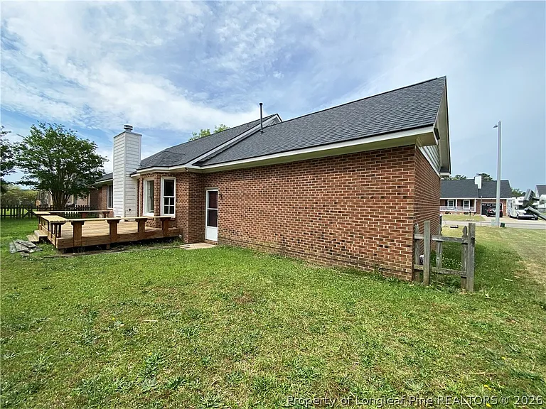1175 Helmsley Dr — Photo 3