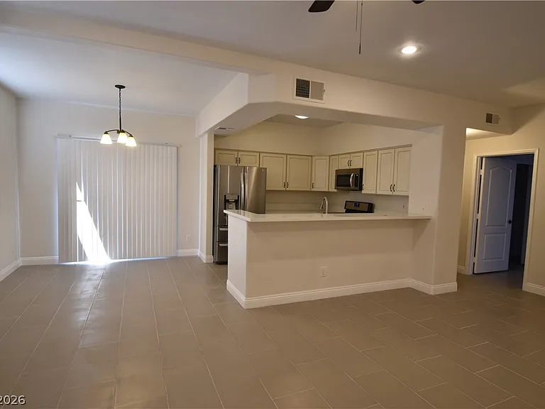 7713 Himalayas Ave #104 — Photo 7