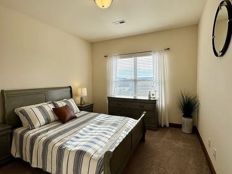 Eagle View Luxury Apartments — Photo 131