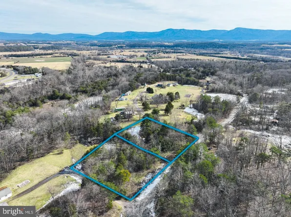 Park View Dr, Luray, VA 22835