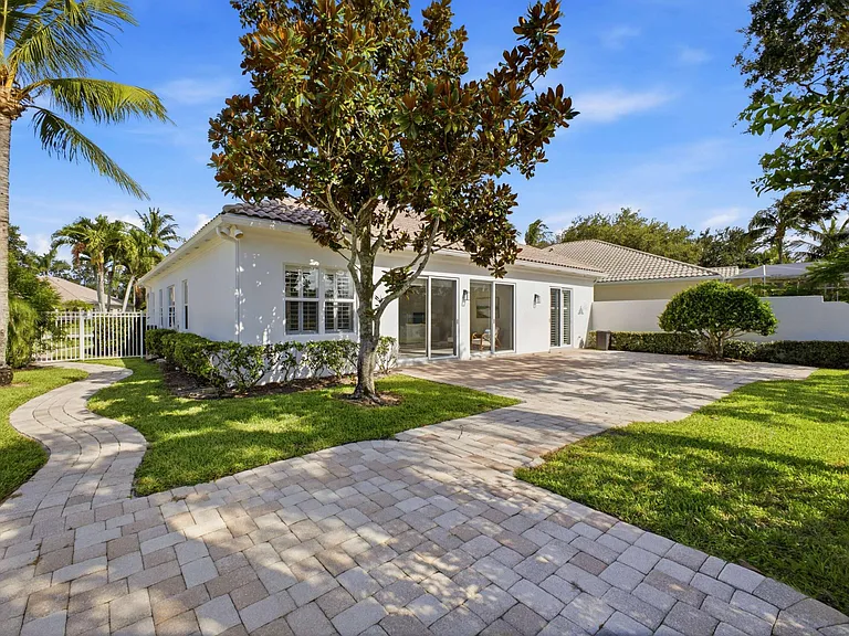 3225 Ushant Ct — Photo 40