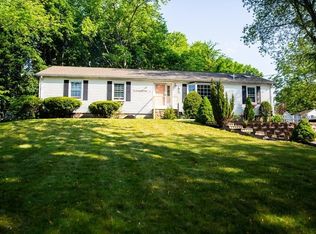 2 Cardinal Rd, Danvers, MA 01923