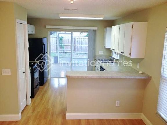 4th image of 6037 Lanshire Dr