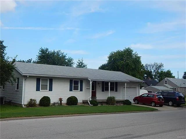 602 State St photo 1