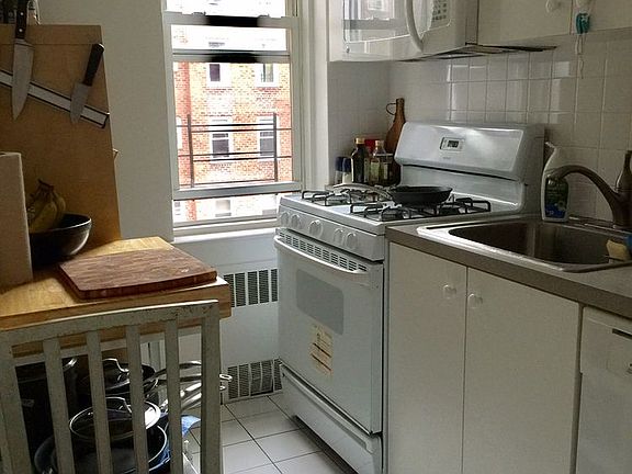 5th image of 3935 51st St APT 5D