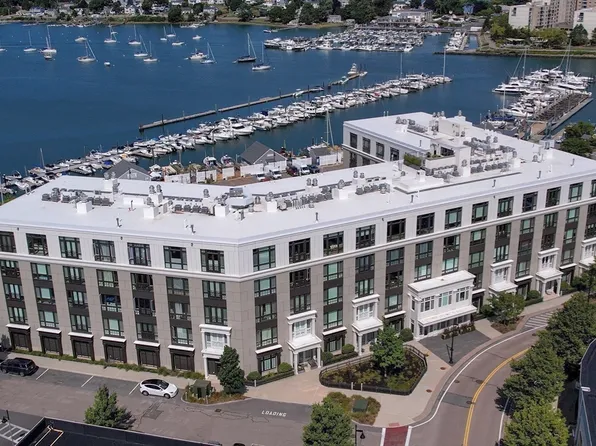 10 Shipyard Dr Unit 207, Hingham, MA 02043