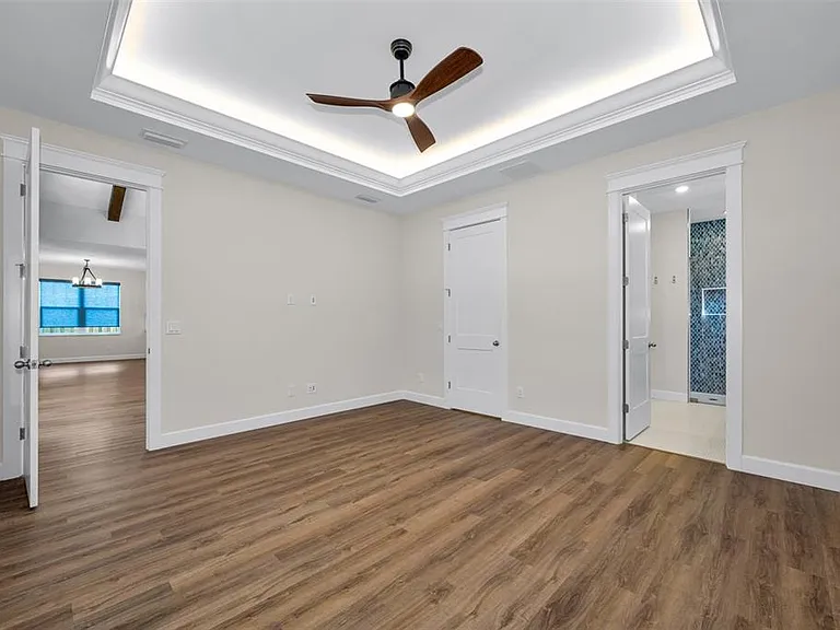 522 Louden Ave — Photo 26