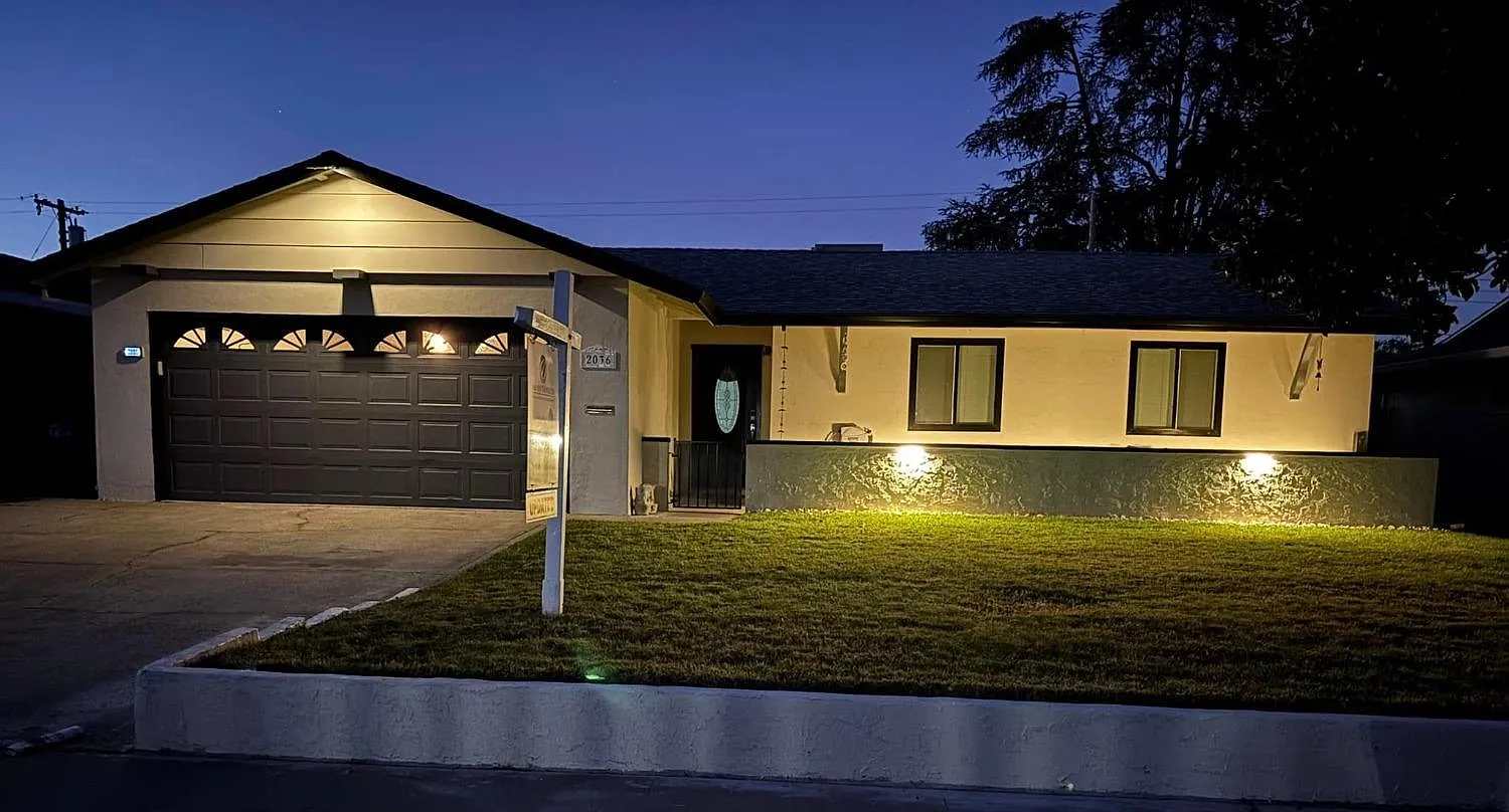 2036 Kellogg Way photo 1