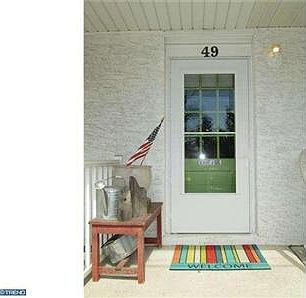 3rd image of 49 E Grant St