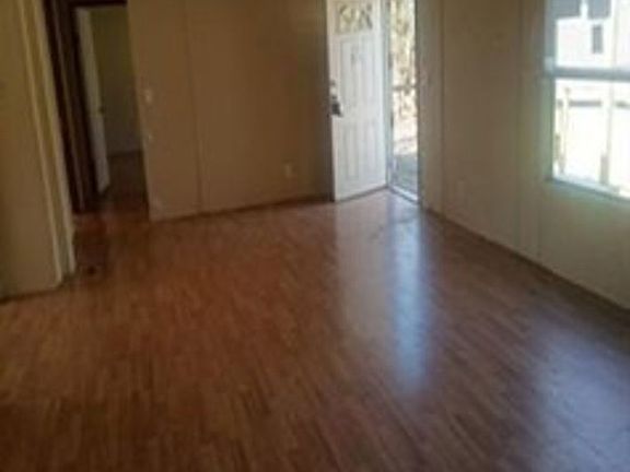 3rd image of 17695 W Sugar Hollow Rd