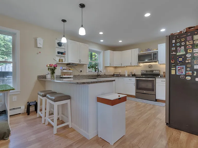 77 Barkers Pond Rd — Photo 3
