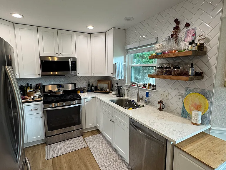 1717 Parkside Cir — Photo 13