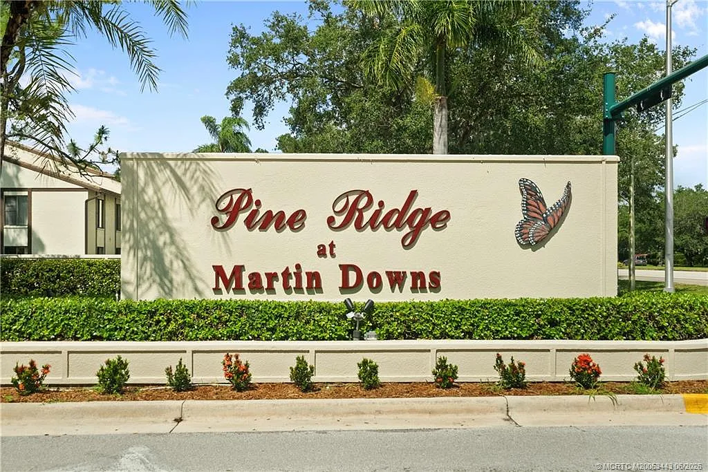2 bed, 2.0 bath, 1170 sqft, $2,400 — Photo 3