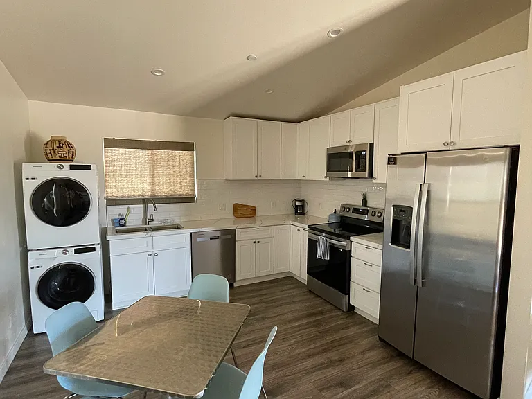 4884 Avenida Del Sol #1 — Photo 9