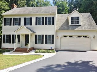 8273 Sugar Wood Dr, Mechanicsville, VA 23116