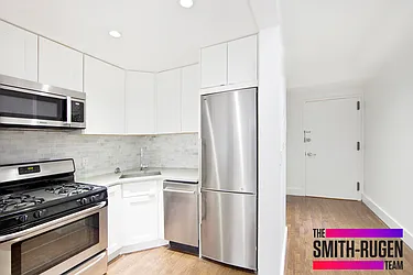 Rented by R New York