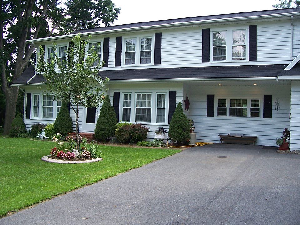 1st image of 132 Turner Park