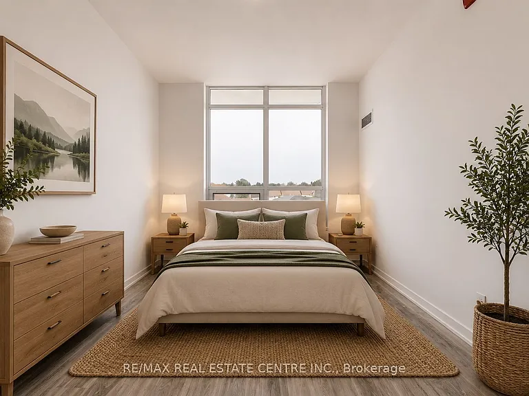 1010 Dundas St E #Penthouse 17 — Photo 24