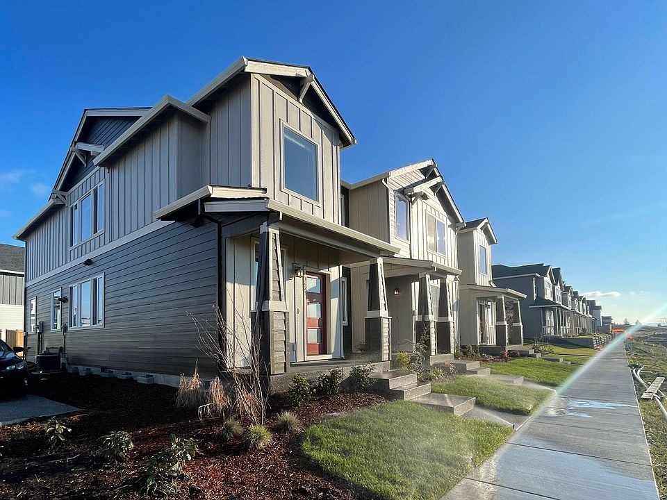 1st image of 3823 SE Hematite Ln