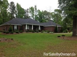 5705 Huckleberry Ln, Moss Point, MS 39562