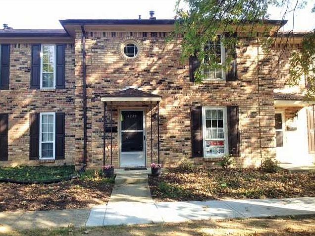 1st image of 4220 Greenway Dr