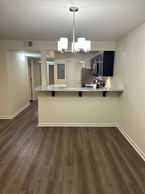 Open Dining Room with Breakfast Bar