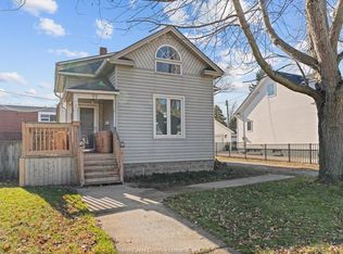 77 Maple Ave, Amherstburg, ON N9V 1B5