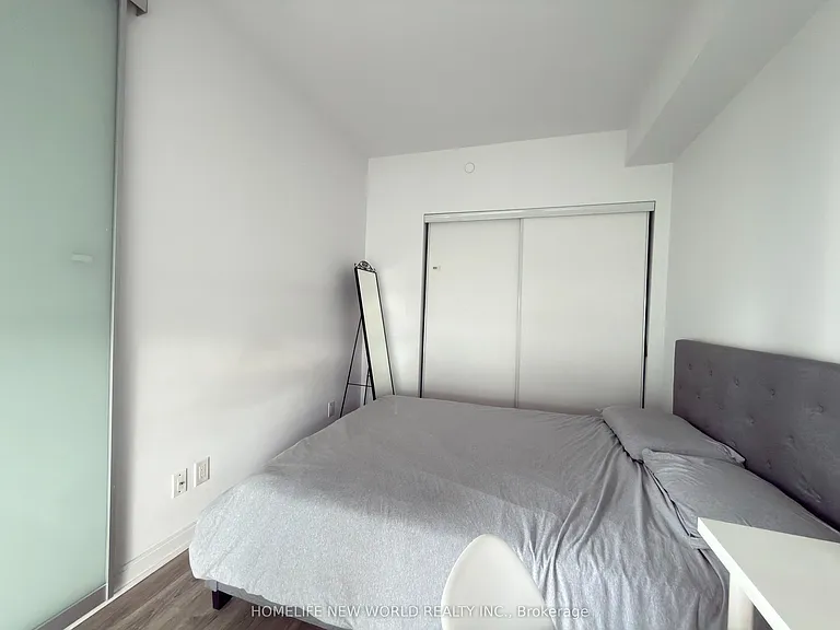 50 Charles St E #3206 — Photo 14