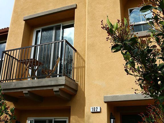 5th image of 17871 Shady View Dr Unit 2