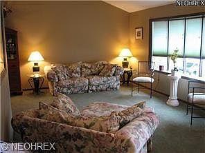4th image of 2956 Carillon Dr