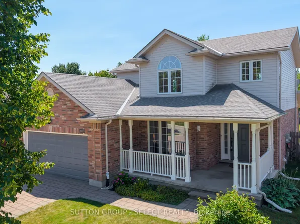 2021 Lumb Ct, London, ON N6G 5J4