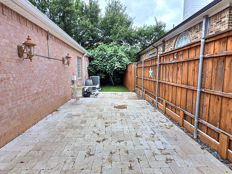 3631 Amber Hills Dr — Photo 34