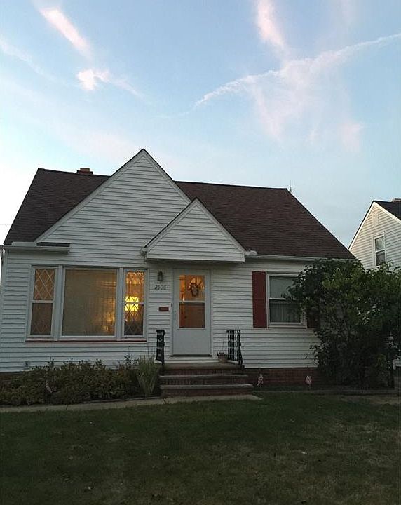 2nd image of 2506 Klusner Ave