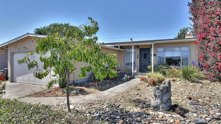 1743 Church Ave photo 1