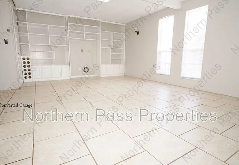 10109 Milan St — Photo 10