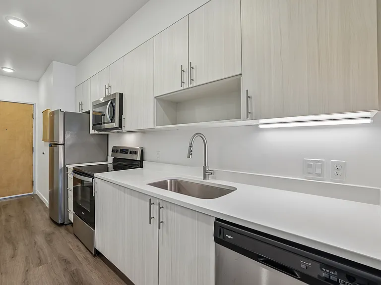 Wheelhouse Lofts 2 — Photo 118