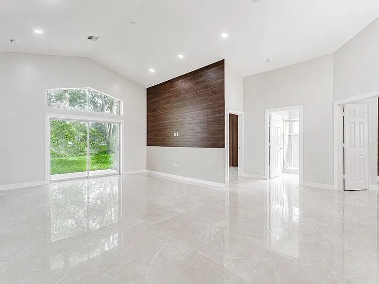 7512 Eagle Point Dr — Photo 12
