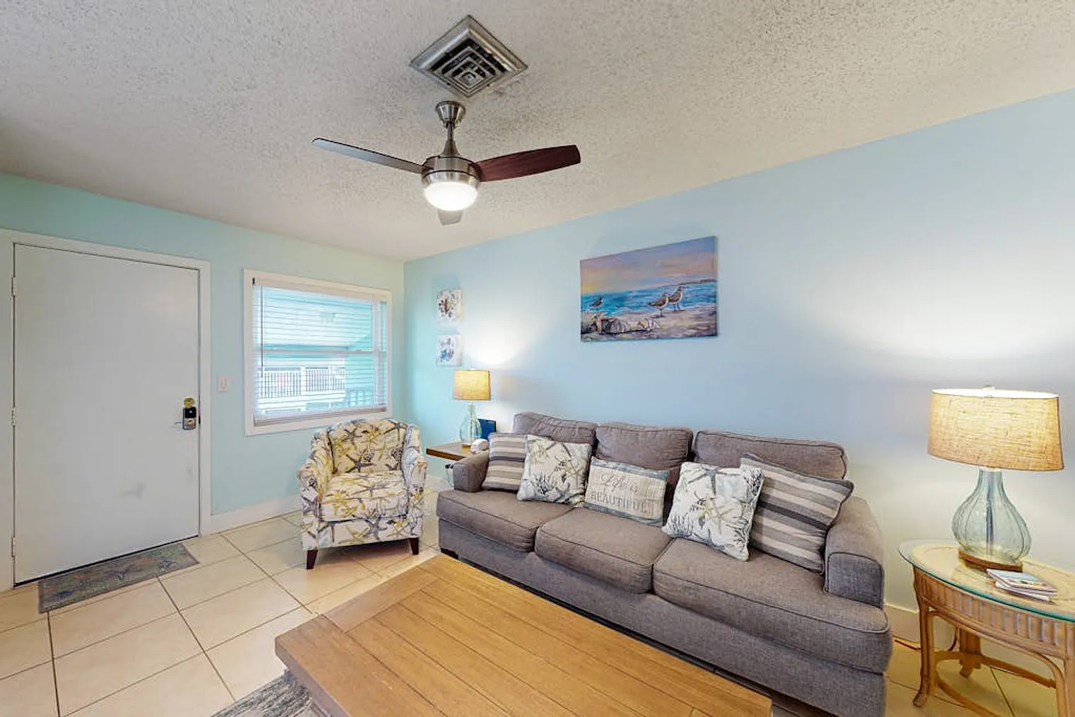 1 bed, 1.0 bath, 581 sqft, $6,128 — Photo 1