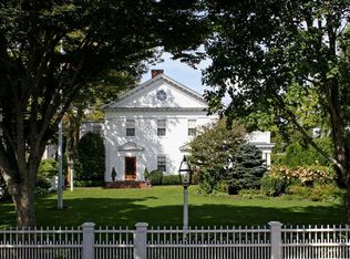 80 School St, Edgartown, MA 02539