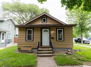 2302 Wood St, La Crosse, WI 54603