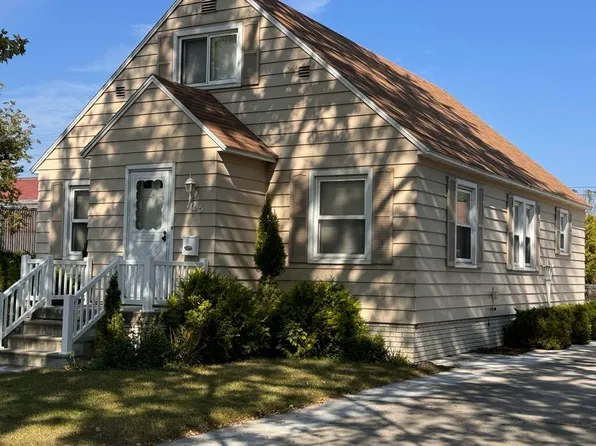 125 E Bosley St, Alpena, MI 49707