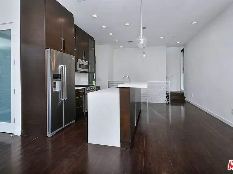 11610 Ohio Ave #1 — Photo 17