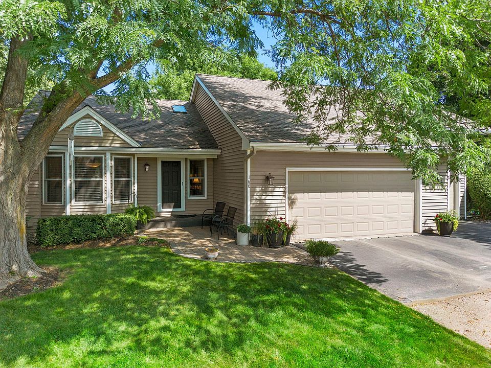 1st image of 160 Bluff Ridge Ct