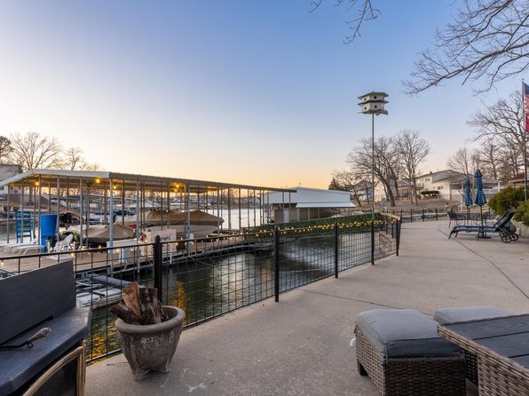 6213 Running Deer Rd