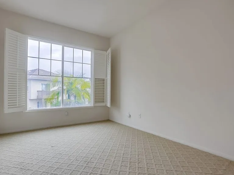 7332 Escallonia Ct — Photo 22