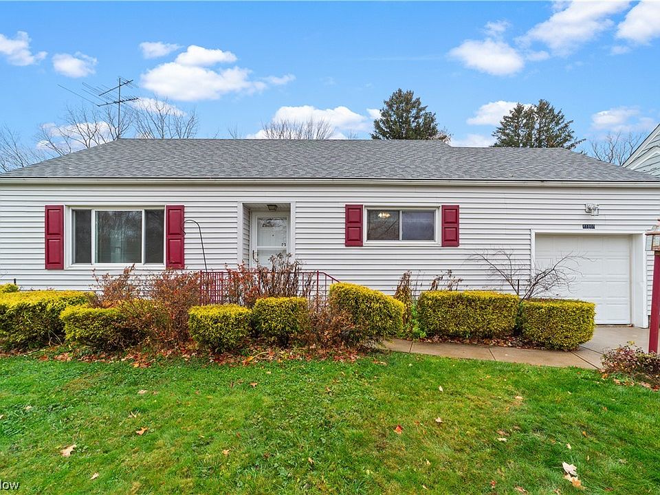 1st image of 41860 Emerson Ct