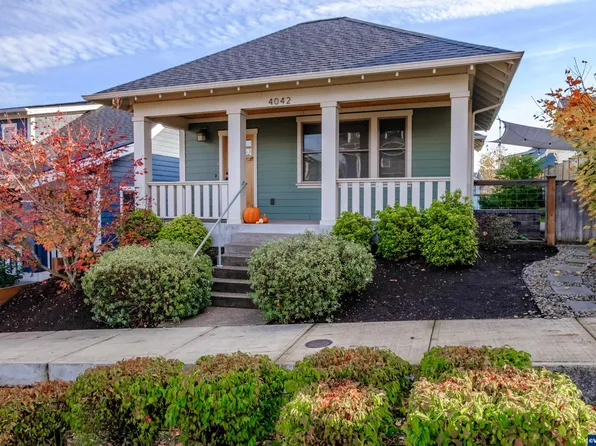 4042 Braden Ln SE, Salem, OR 97302
