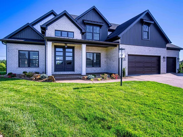 9000 Angel Dr, Newburgh, IN 47630