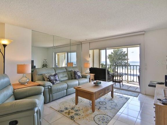 2nd image of 20 Whispering Sands Dr APT 404